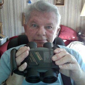 Fujinon 14x40 Image Stabilized Binoculars