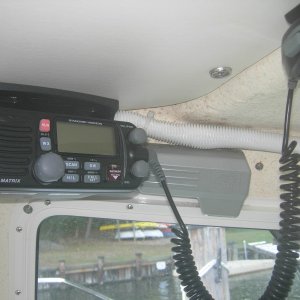 Media 'Standard Horizon Matrix VHF' in album 'CD-16 as I approached the sea trial on Spa Creek in Annapolis, MD'