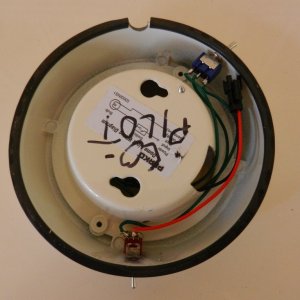 Media 'Red/white switch added along with two-level brightness switch' in album 'Modified USB chart light'