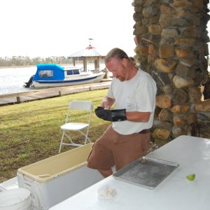 Osyter Shucking