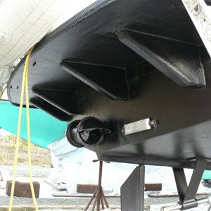 Media 'Sternthruster addition' in album 'Bessie 45 before Top and Canvas additions'