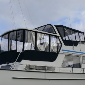 Media 'Canvas, Radar Arch, Hardtop' in album 'Bessie 45 before Top and Canvas additions'
