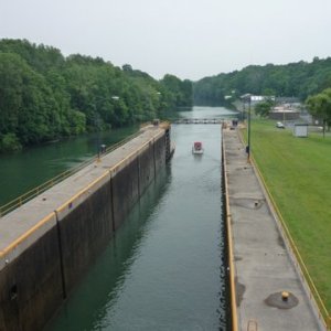 Media 'P1000468 Doors open boat moves on  happy trails' in album 'P1000451 boat entering double lock 2&3 Seneca/Cayuga canal heading west.'