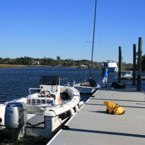 Media 'c-dory 22 at dock with lightning' in album 'c-dory 22 at hobcaw 2008'