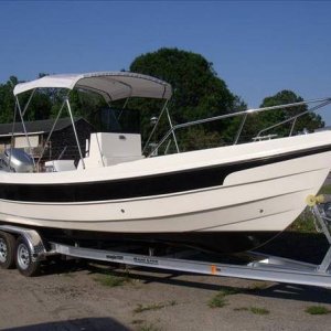 Media 'c-dory as new on trailer 2007' in album 'c-dory 22 at hobcaw 2008'