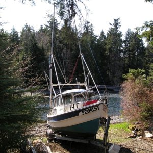 Ready to fish, I have to wait till half tide to launch from my beach