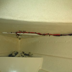Windlass wiring, note half inch plywood backup plate