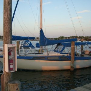 My OLd 32\' Sailboat on the way from NC to NY harbor 2005