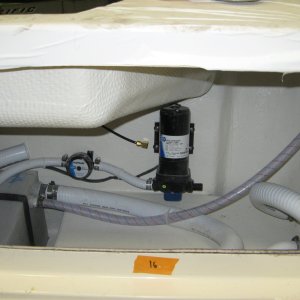 25' Cruiser port side transom