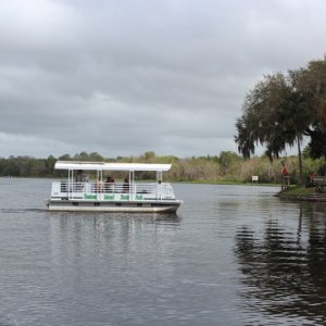 Hontoon ferry