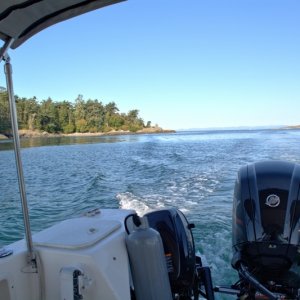 Media 'On the inside of Long Island, I think..' in album 'Heading back out on a Saturday in late July after a morning of crabbing with a buddy.'