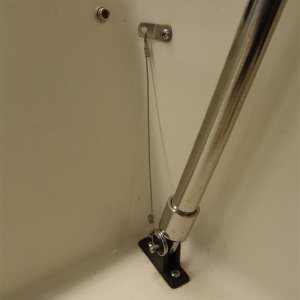 Splashwell mount uses same lockpin from topside.