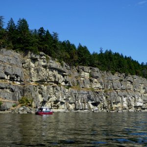 Media 'Cliffs on Valdes Island' in album 'Early Sunday morning - rafted up with Susan and Tom in their 27'