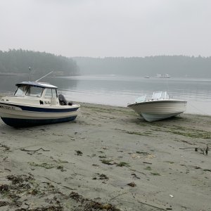 Sept - C-Dory Beached - Shallow Cove - Sucia
