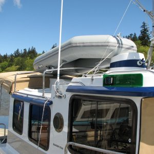 Media 'Achilles LT-2 on Cabin Top' in album 'Walker Bay on Swim Platform'
