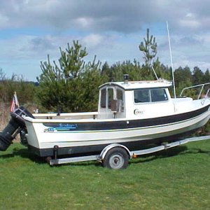 (fchaffee) 1982 C-Dory for sale