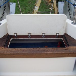 Rear cockpit seat