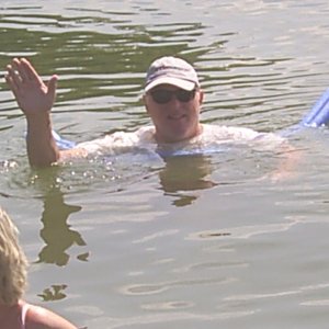 Media 'Jim' in album 'Jim & Loree \"Duck\" visit Lake Martin'