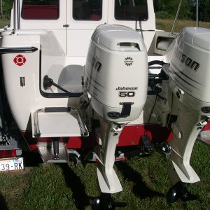 (DaveS)  Swim step on 22' Sea Shift with twin engines.