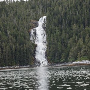 AK016