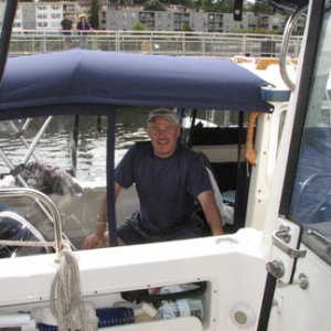 Brock and Bambina, rafted to Wild Blue to lock through