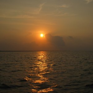 Sunrise, back on the boat