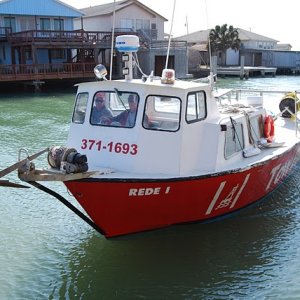 committee boat (Herb Stark photo, used with permission)
