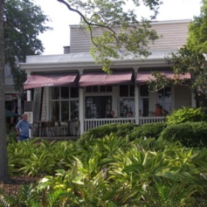 Plums Resturant
Beaufort, S.C.
GREAT FOOD!