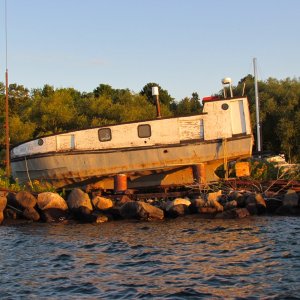 Low mileage cream puff crewed by the famous capt Runaground.