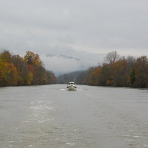 Media 'Flat calm canal.)' in album 'Dave and Pam's "Generic"'