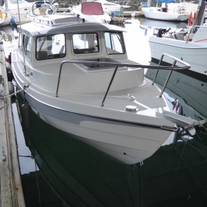 For the first night on board, I just stayed in a covered slip at Edmonds.
