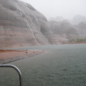Rain storm at Oak Canyon