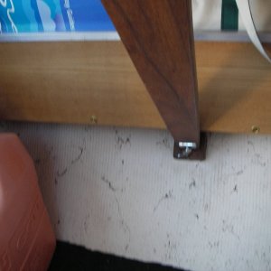 Table-bracket