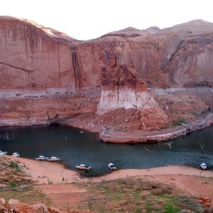 (Hunkydory) Forgotton Canyon campsite-all 8 here-LtoR- Discovery, Naknek, Sea3PO, Sea Shanti, Halcyon, Wanderer, HunkyDory & Rana Verde