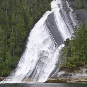 Media 'Lacy Falls, after heavy rains!' in album 'Lacy Falls, after heavy rains!'