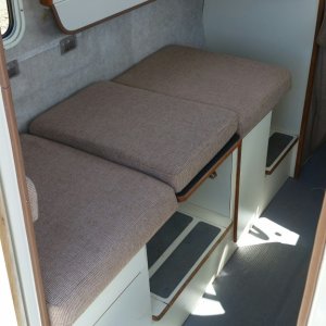 Media 'Co-Captain (Flat)' in album 'Side View'