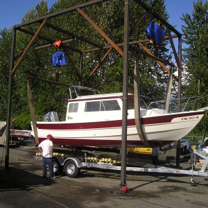 Media 'Putting her on the trailer (Wed 5-4' in album 'New Hull w/ balsa (Mon 3/14)'