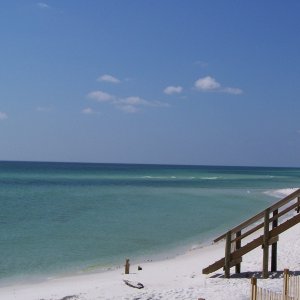 Media 'Miramar Beach' in album 'Destin Boat Dancers
from Texas
(During Emerald Coast Boat Week)'
