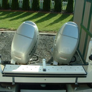 Media '(B~C) I redid my stern work station to serve as a generator landing spot' in album '(B~C) powerwinch450, anchor by Beefy and extra roller mounted on a piece of that white cutting board material'
