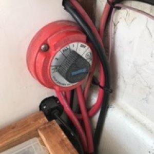 Battery selector switch