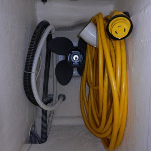 Media 'Pipe elbow for cord hanger' in album 'Prop mounting pad glued'