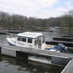 Overnight slip at Green Turtle Bay dry stack area