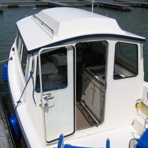 Cockpit & cabin view