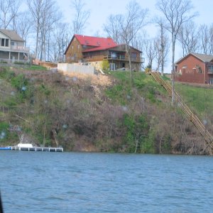 Homes on Kentucky Lake shoreline