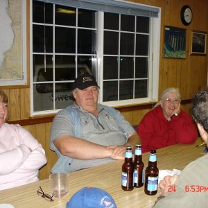 Patty (DAYDREAM), Roger (SENSEI) & Nancy H (JACARI MARU - 37 Trawler)