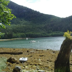 Europa Bay, Gardner Canal