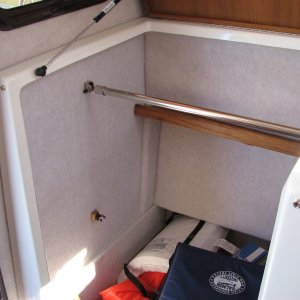 Mid Cabin Berth Closet Rod (deployed)