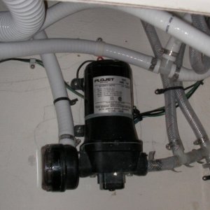 Water pump configuration