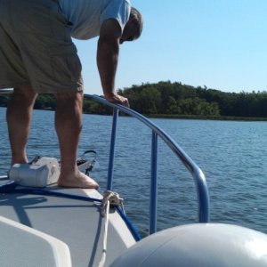 18.) Cleaning anchor as it comes up