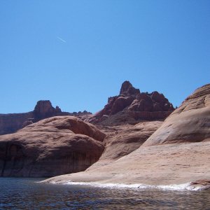 Entering Cathedral Canyon